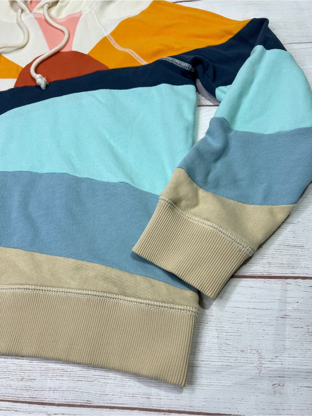 Faherty Soleil Sweatshirt - Medium - multicolor rainbow french terry hoodie - Picture 7 of 14